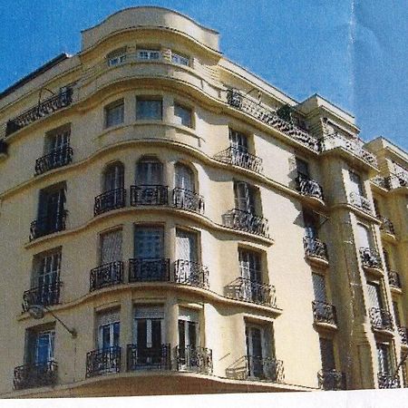 Studio Carré d'Or, à 50 m de la plage et du Négresco Niza Habitación foto